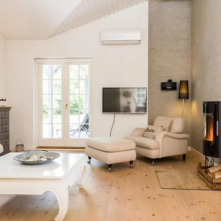 Cosy Retreat In Henne Strand-by Traum * Henne Strand